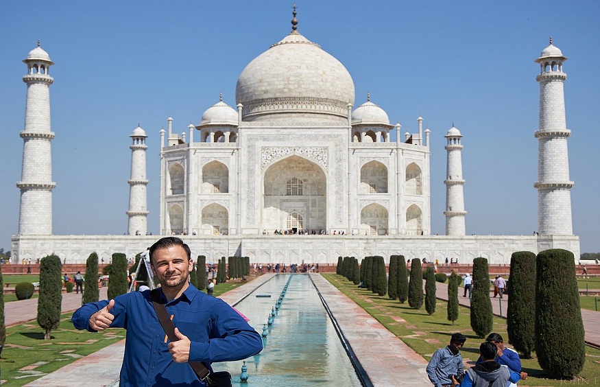 Taj Mahal Tour from Delhi